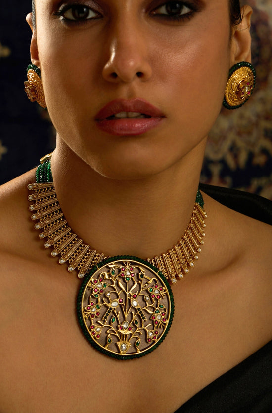 Majestic Golden Fusion Necklace Set