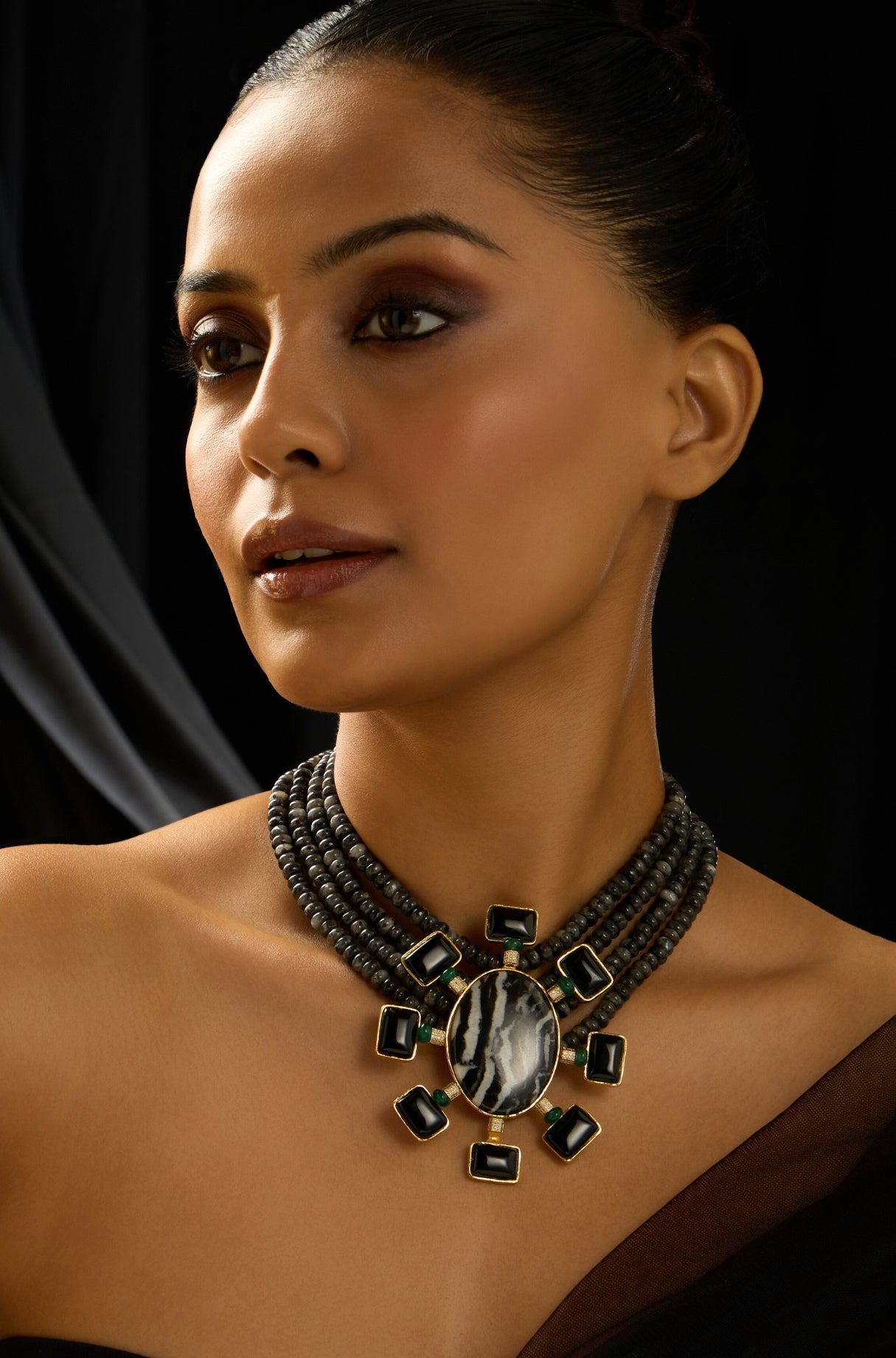 Noir Textured Statement Necklace