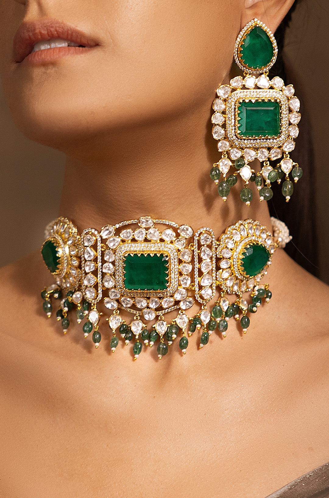 Stylish Golden-Green Choker Necklace Set