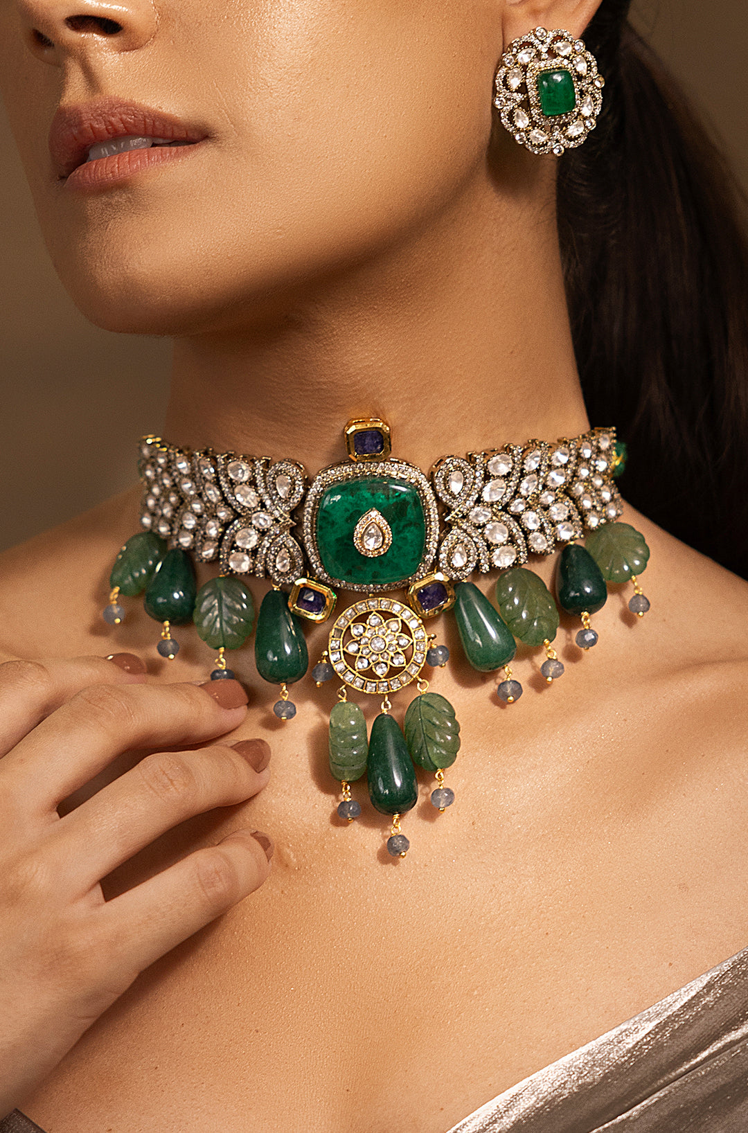 Enchanting Golden-Green Choker Necklace Set