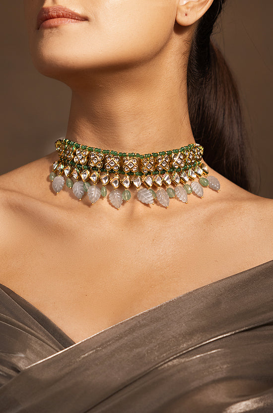 Enchanting Green-Gold Choker Necklace