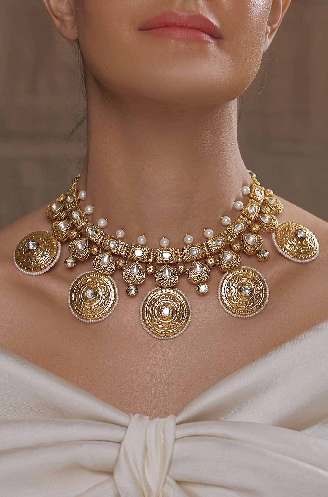 Circular Embellished Necklace