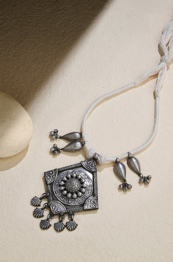 Threaded Oxidized Charm - Joules by Radhika 